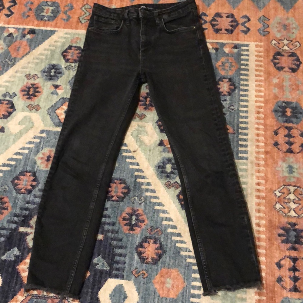 Black Zara jeans
